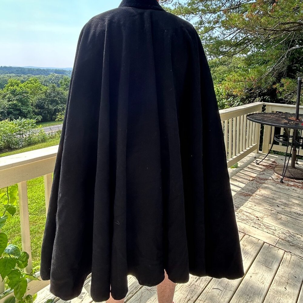 1901 Sesena Madrid Cloak